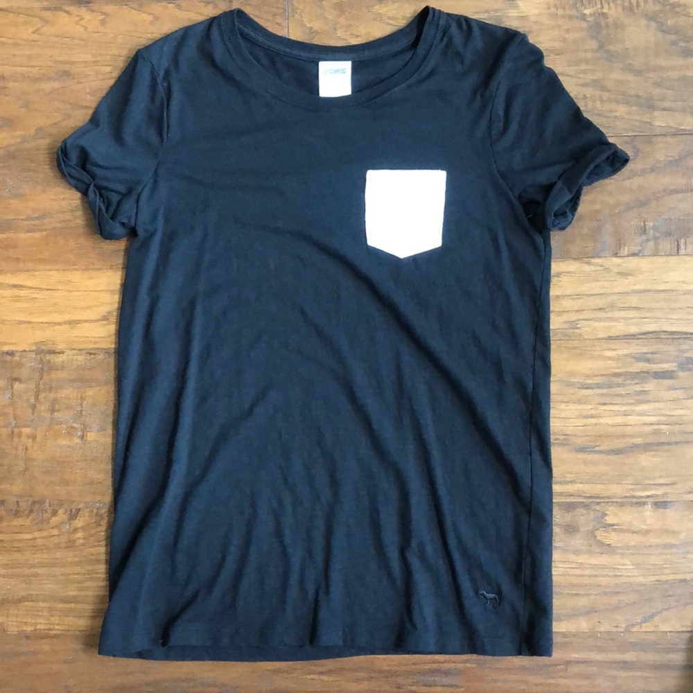 Victoria’s Secret PINK T-shirt